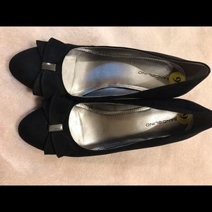 Bandolino Black wedge shoes